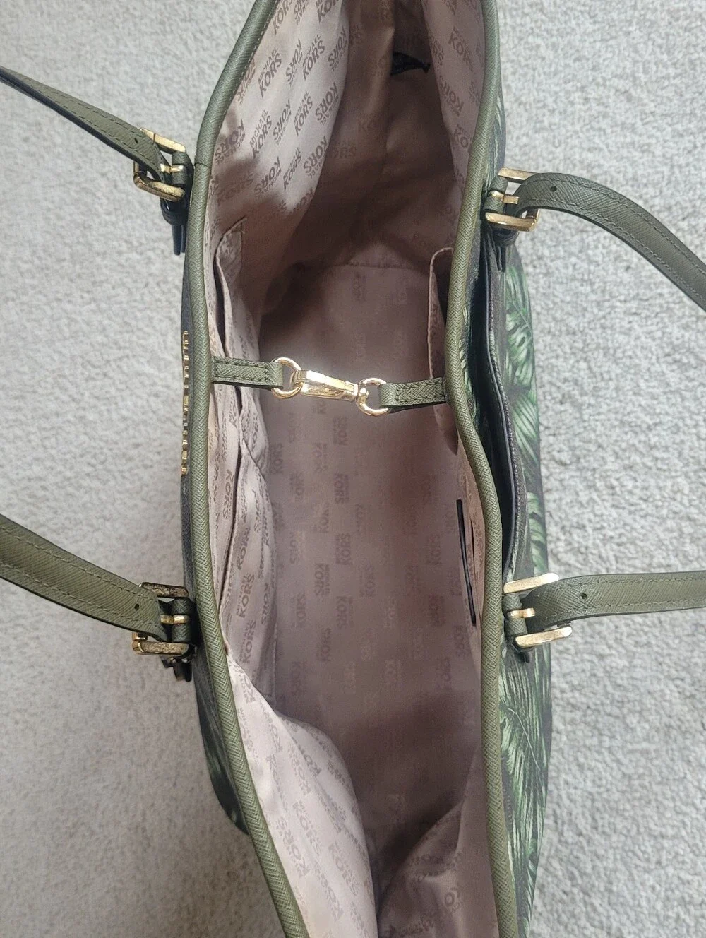 Michael Kors Jet Set Travel Large Carryall Tote Brown MK Signature Olive Palm